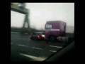 Nie zauwa�y� samochodu