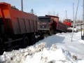 Rosyjski Kamaz wyciąga Chińską ciężarówkę