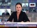 Puck atakuje