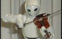 Robot gra na skrzypcach