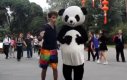 Roztańczony student i jego studniowa podróż po Chinach