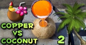 Płynna miedź wlana do kokosa