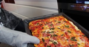 Szwedzki Posiłek - Przerażająca Pizza