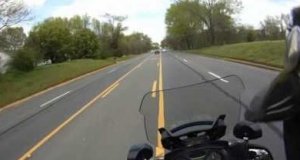 Policyjny pościg na motorze