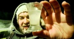 Sylwestrowa, rosyjska, zamarznięta wódka -40°C