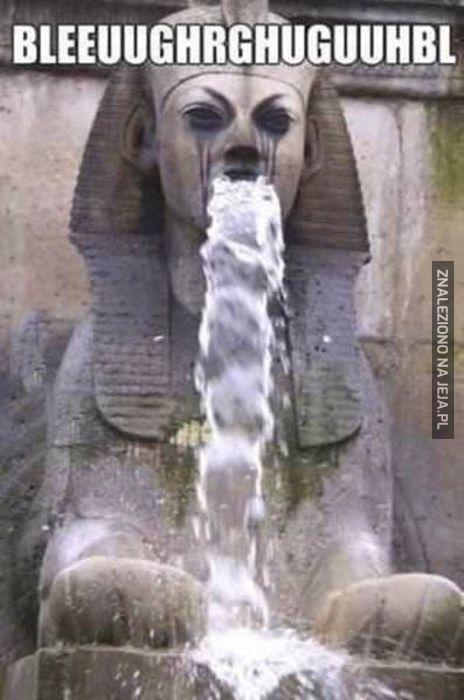 Boję się tej fontanny