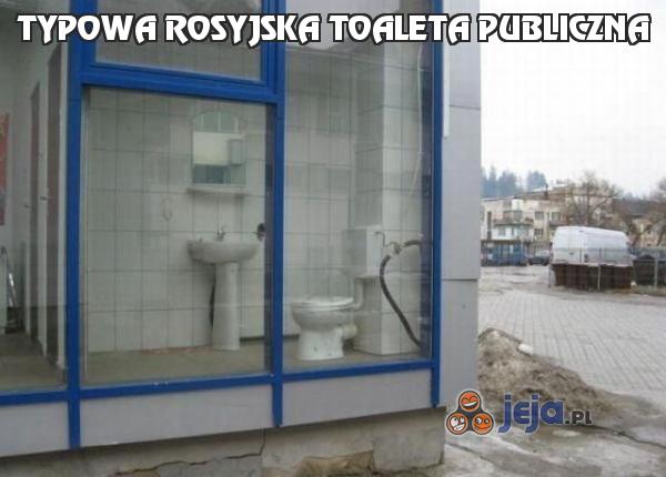 Typowa rosyjska toaleta publiczna