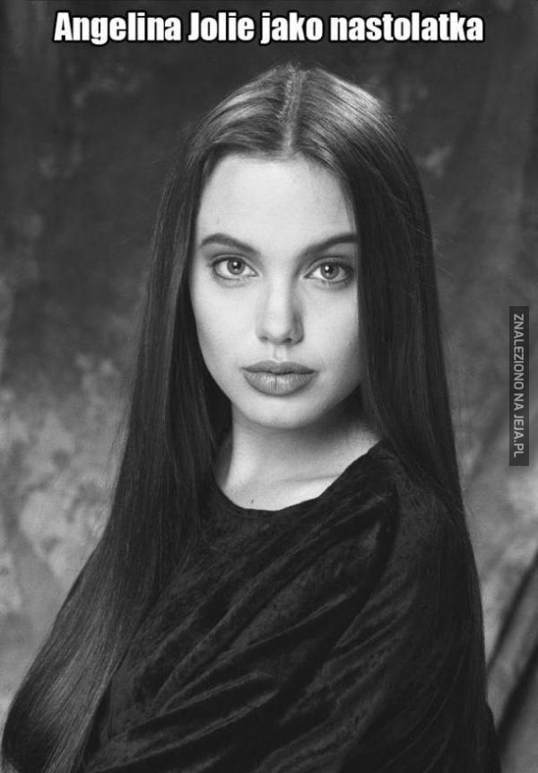 Młoda Angelina Jolie