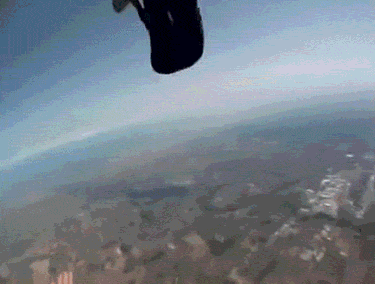 Skok ze spadochronem - robisz to tragicznie!