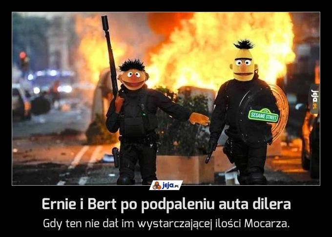 Ernie i Bert po podpaleniu auta dilera