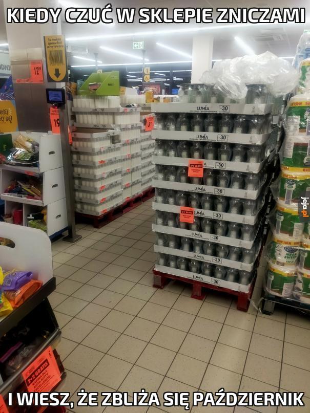 Kiedy czuć w sklepie zniczami