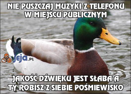 Nie puszczaj muzyki z telefonu w miejscu publicznym