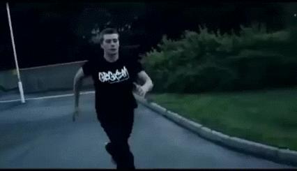 O, świetny parkour... Chwila!