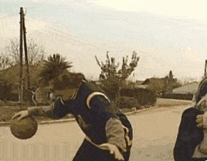 Gdy próbuję grać w koszykówkę