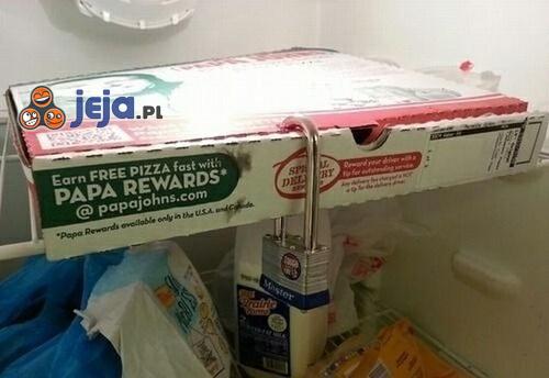 Bezpieczna pizza w studenckiej lodówce