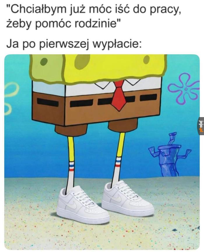 Pomagam im nosząc piękne obuwie