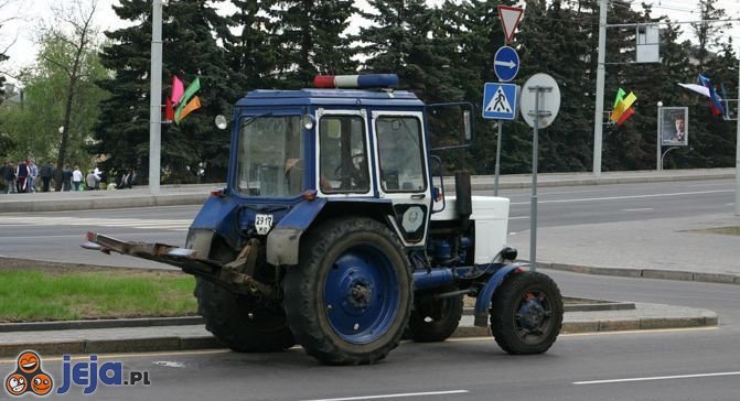 Policyjny traktor