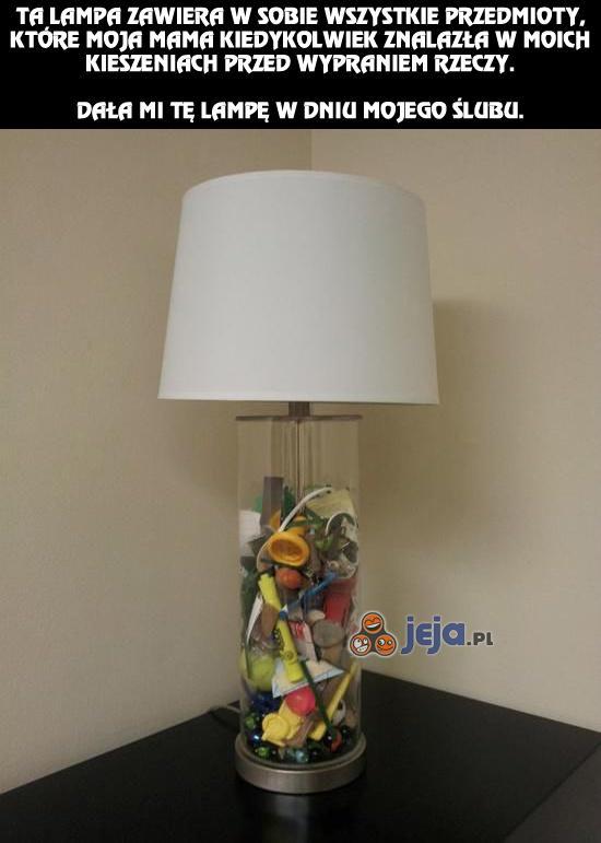 Lampa pełna wspomnień