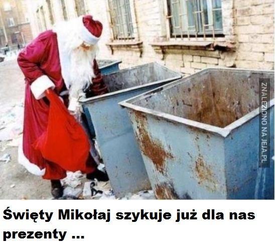 Św. Mikołaj szykuje prezenty ...
