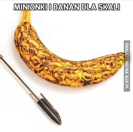 Minionki i banan dla skali