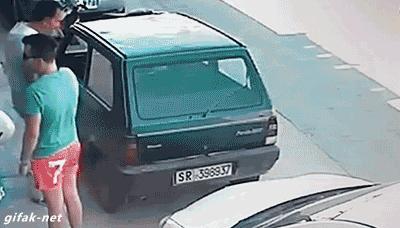 Gdy zastawiają Cię na parkingu