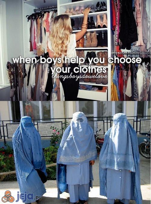 Gdy chłopcy pomagają wybrać ubranie