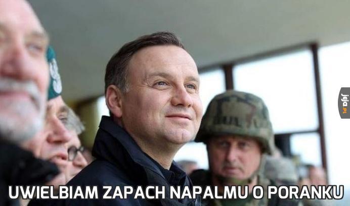 Uwielbiam zapach napalmu o poranku