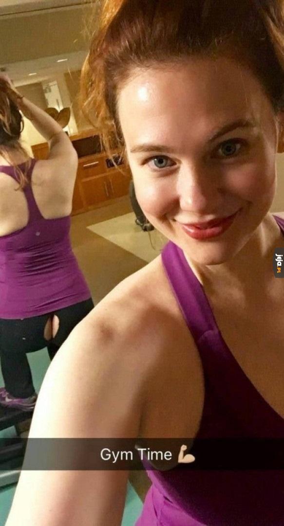 Piękne Selfie na siłowni i pyk na fejsa