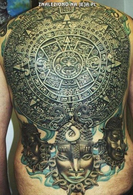 Epicki tatuaż