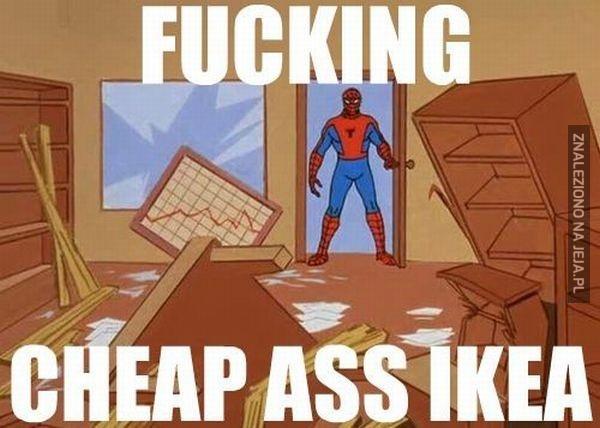 Spiderman i meble z Ikei