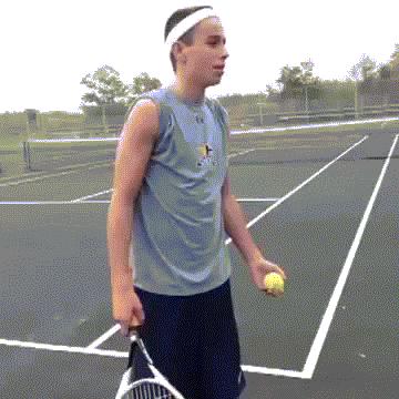 Tenis z karłem