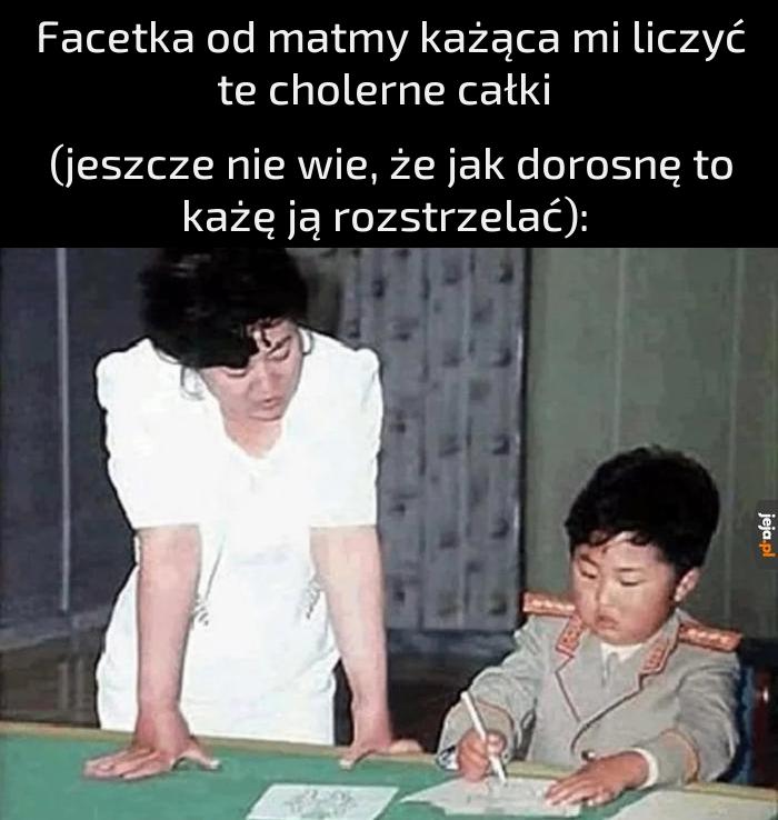 Żart polega na tym, że to młody Kim Jong-Un