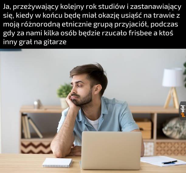 Obawiam się że studia nie przypominają za bardzo Uniwersytetu Potwornego :/