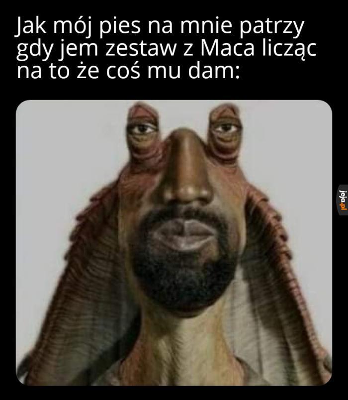 Wpatruje się prosto w moją duszę