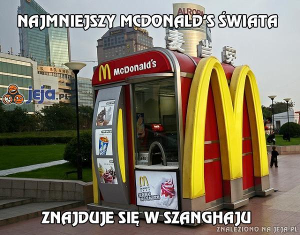 Najmniejszy McDonald's świata