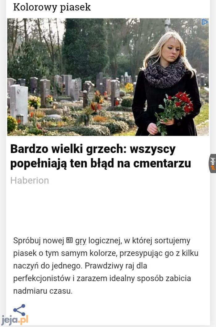 Kolorowy cmentarz z piaskiem