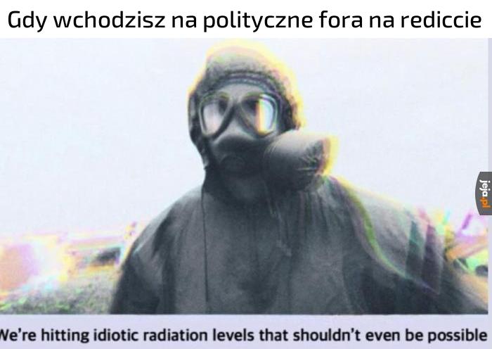 Tytuł z przerażeniem patrzy