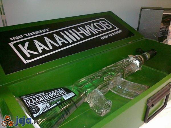 Wystrzałowa wódka - Kałasznikow