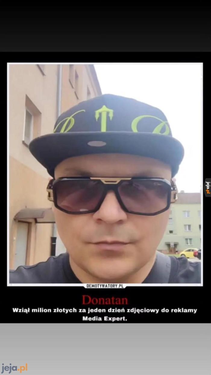 Ubijał smalec młotkiem na klipie