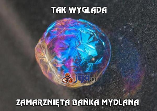 https://pobierak.jeja.pl/images/d/9/4/48385_zamarznieta-banka-mydlana.jpg