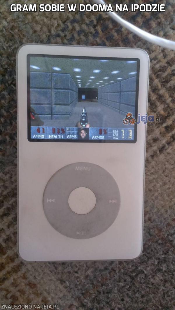Gram sobie w Dooma na iPodzie