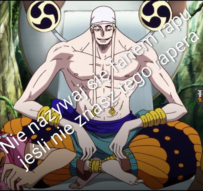 Krzywo napisy są