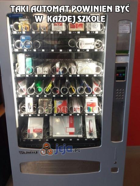 Taki automat powinien być w  każdej szkole
