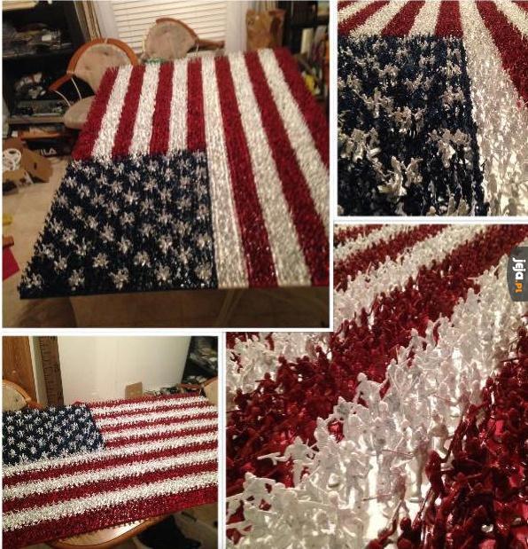 Amerykańska flaga stworzona z 4000 pomalowanych żołnierzyków