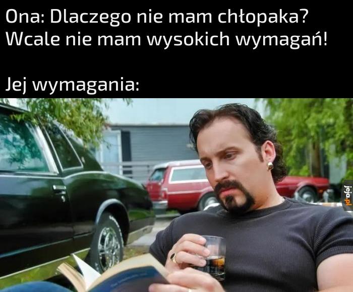 Proszę Pana, Julian podnosi tu ciężary, jest bez koszulki i chce się z Panem napić