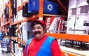 Mario też chodzi do sklepu