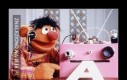 Ernie podsłuchuje transmisje aliantów