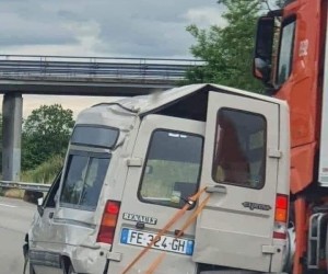 Nie mam zielonego pojęcia jakim cudem to przeszło przegląd