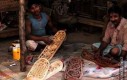 Ręcznie rzeźbione deskorolki w Bombaju