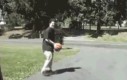 Za biały, by grać w koszykówkę